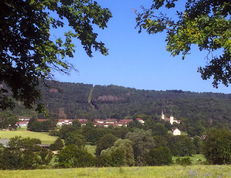 Location de vacances dansle Jura près du lac de Vouglans